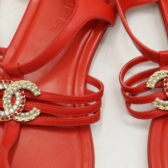 Chanel Lambskin Pearl Crystal CC Thong Sandals Red Size 40/US 10 - Picture 7 of 16